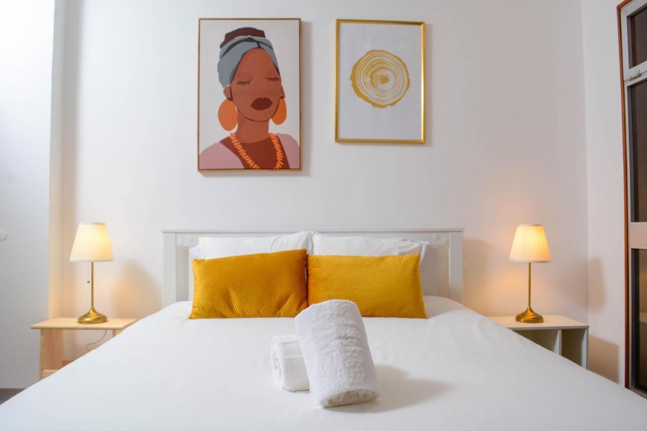 Travel & Live Marques Apartments Porto Bagian luar foto